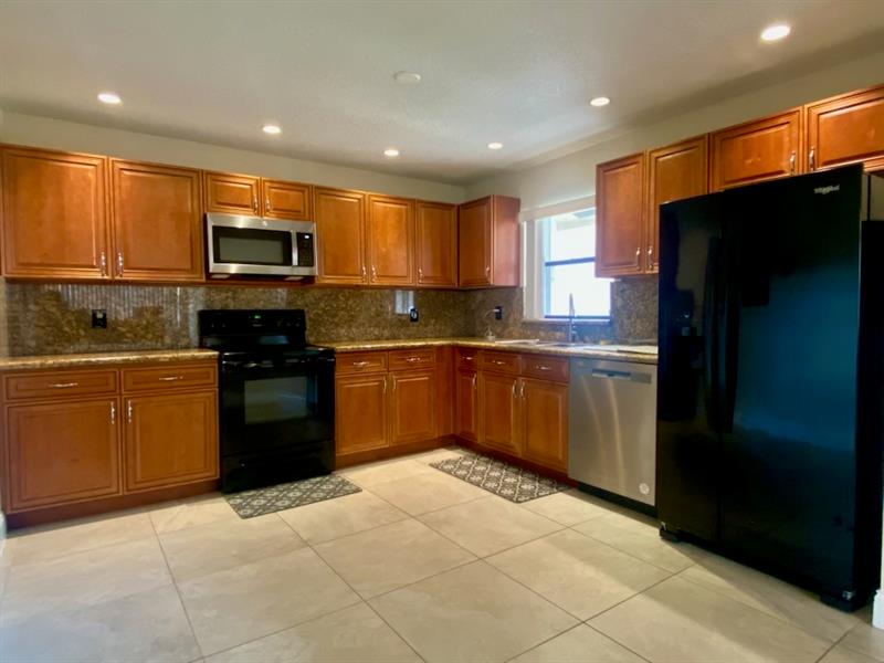 Details for 9609 Riverside Dr  6, Coral Springs, FL 33071