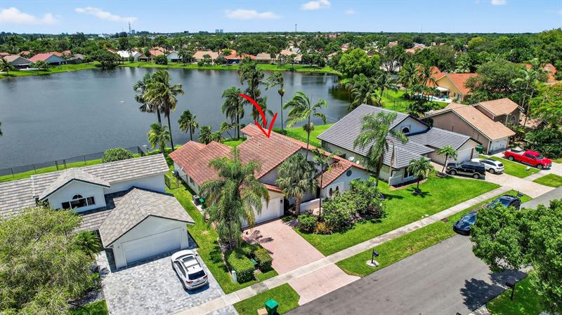Image 3 of 69 For 1661 Oak Knoll Cir