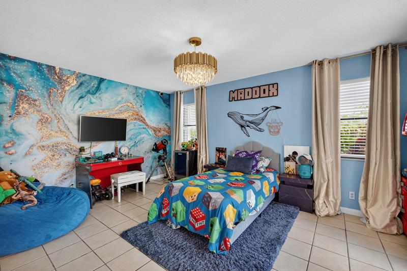 Image 38 of 69 For 1661 Oak Knoll Cir