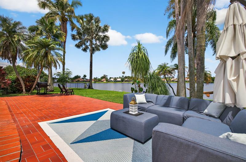 Image 56 of 69 For 1661 Oak Knoll Cir