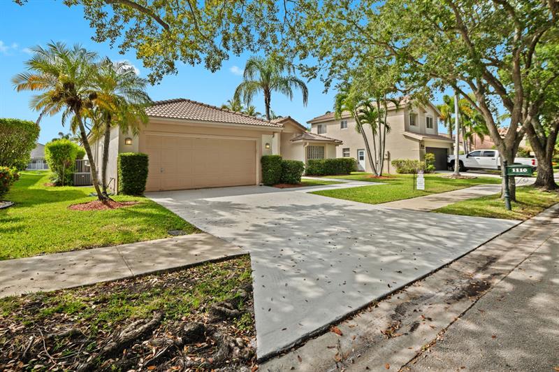 Image 3 of 37 For 1110 Fairfax Ln