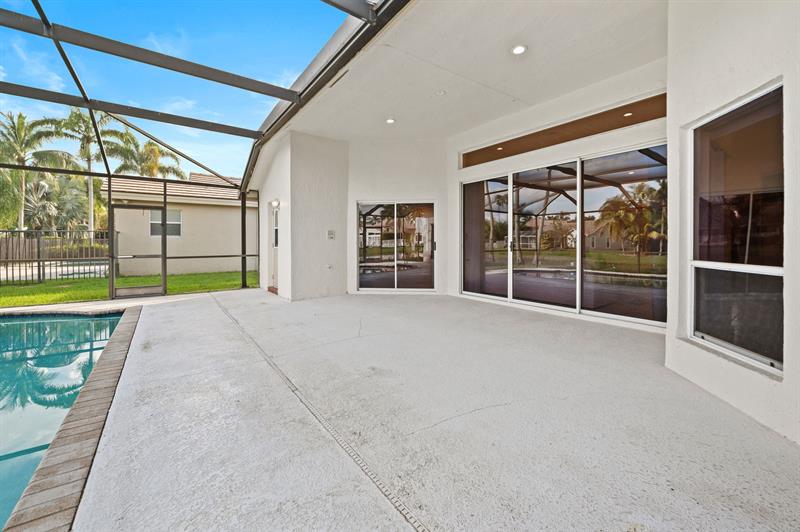 Image 31 of 37 For 1110 Fairfax Ln