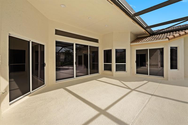 Image 32 of 37 For 1110 Fairfax Ln