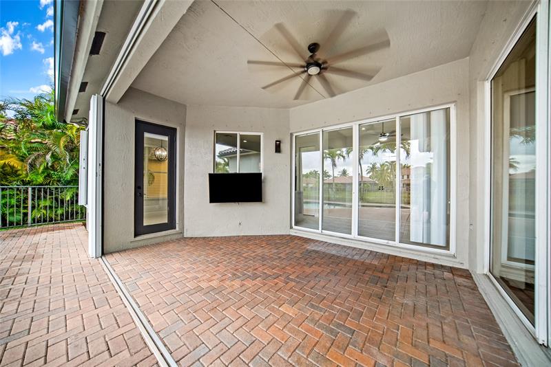 Image 61 of 91 For 7098 111th Ter