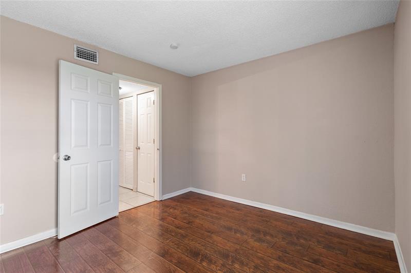 Image 18 of 27 For 11101 Royal Palm Blvd  102