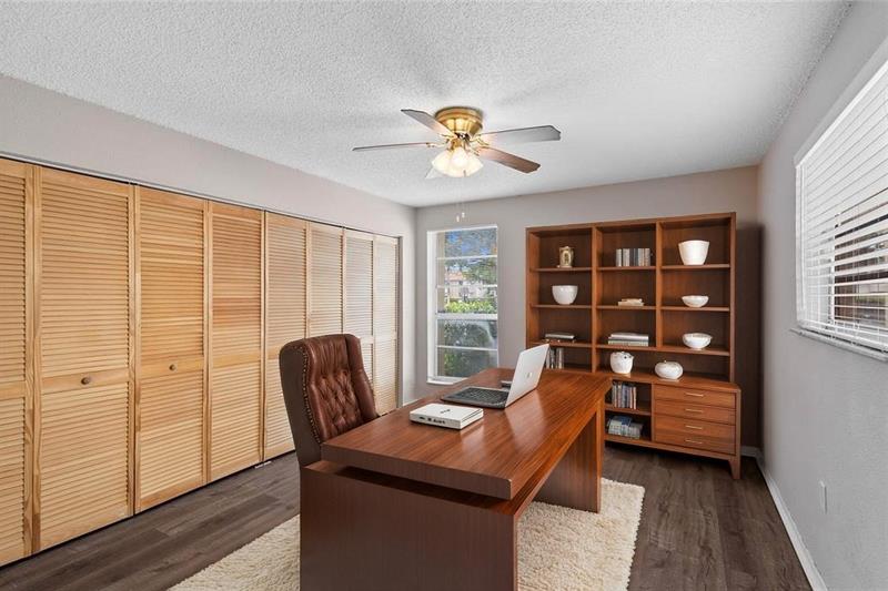 Image 7 of 27 For 11101 Royal Palm Blvd  102