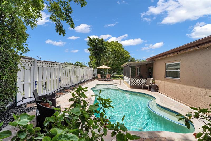 Details for 8107 93rd Ter, Tamarac, FL 33321