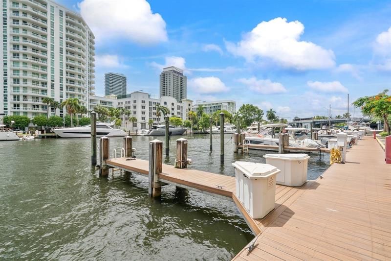 Image 11 of 67 For 600 Las Olas Blvd  1804