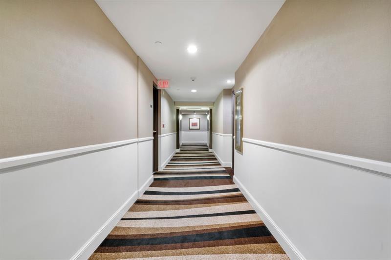 Image 33 of 67 For 600 Las Olas Blvd  1804