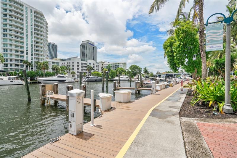 Image 65 of 67 For 600 Las Olas Blvd  1804