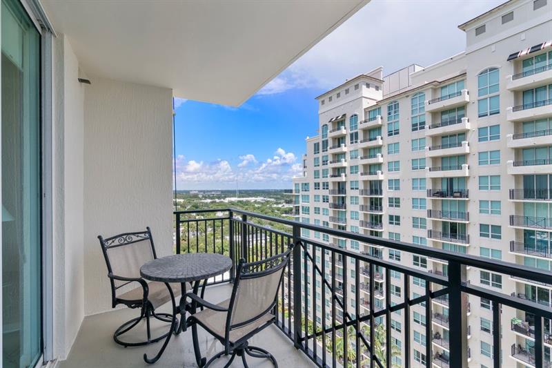 Image 9 of 67 For 600 Las Olas Blvd  1804