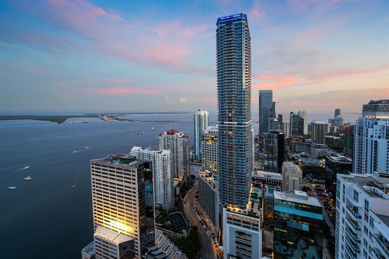 Image 2 of 49 For 950 Brickell Bay Dr  5205