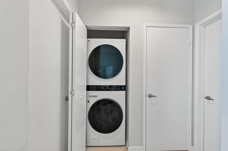 Image 20 of 49 For 950 Brickell Bay Dr  5205