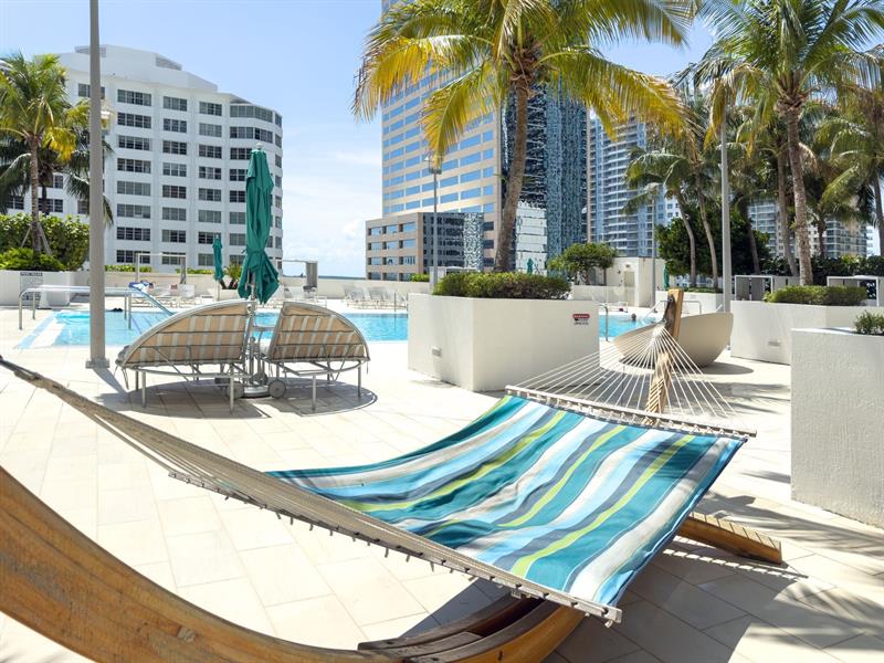 Image 31 of 49 For 950 Brickell Bay Dr  5205