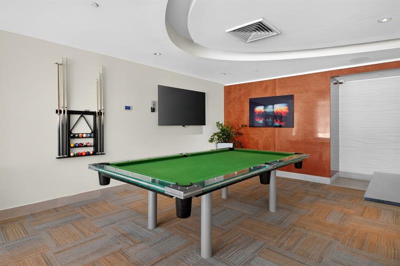 Image 37 of 49 For 950 Brickell Bay Dr  5205
