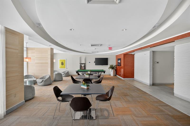 Image 38 of 49 For 950 Brickell Bay Dr  5205