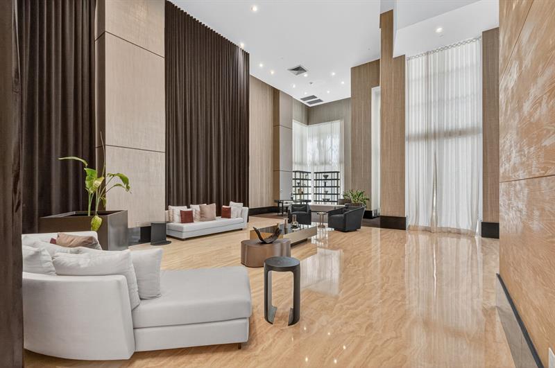 Image 45 of 49 For 950 Brickell Bay Dr  5205