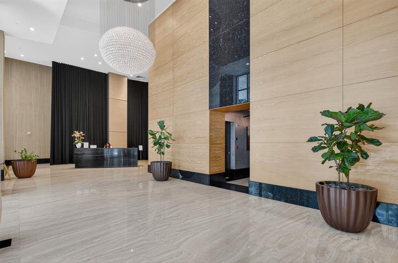 Image 47 of 49 For 950 Brickell Bay Dr  5205