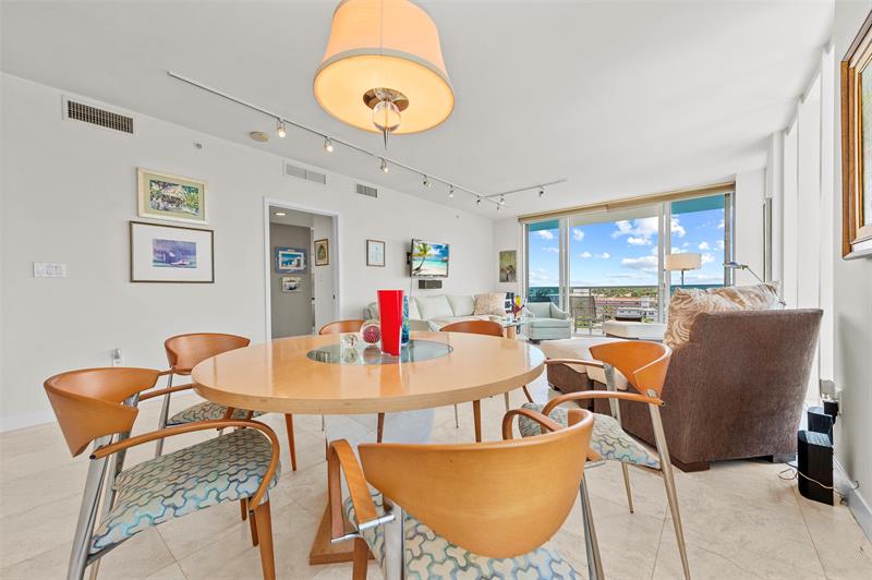 Image 12 of 50 For 2821 Ocean Blvd  701s