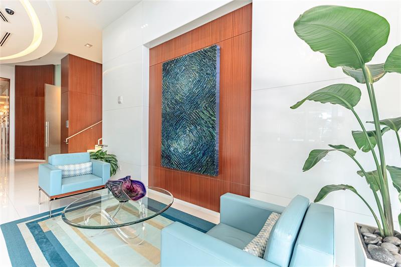 Image 32 of 50 For 2821 Ocean Blvd  701s