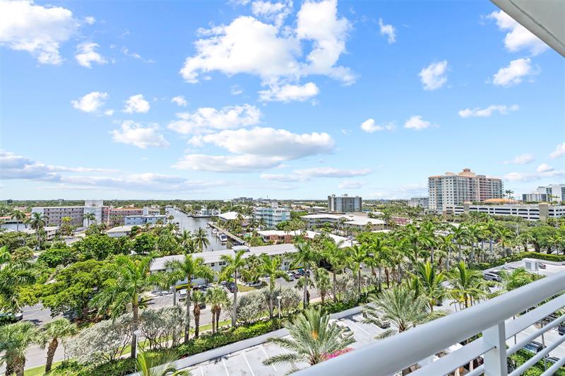 Image 8 of 50 For 2821 Ocean Blvd  701s