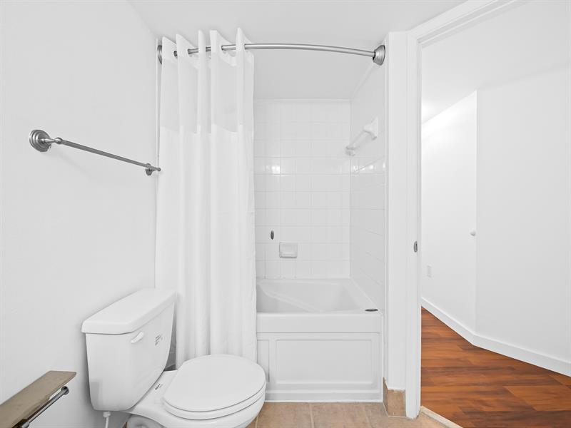 Image 14 of 29 For 520 5th Ave  2510