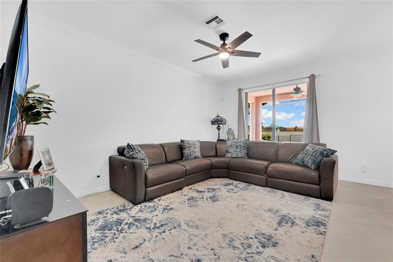Image 9 of 40 For 3460 Princeton Dr