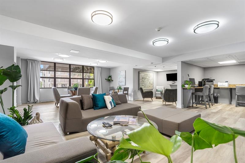 Image 38 of 52 For 6423 Collins Ave  1608