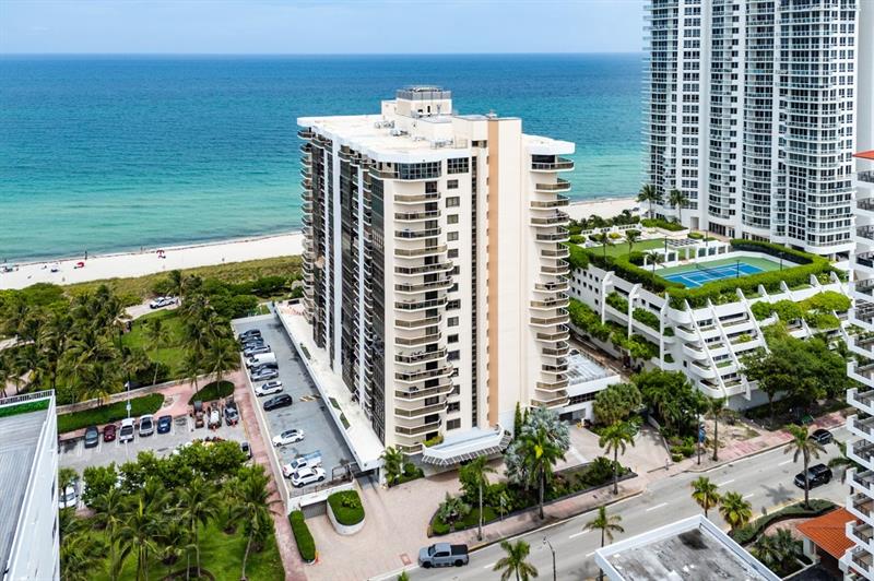 Image 44 of 52 For 6423 Collins Ave  1608