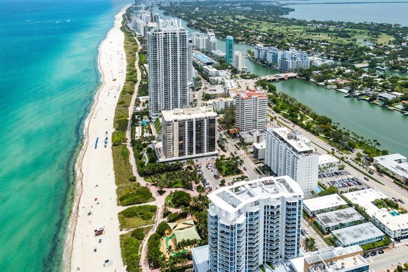 Image 48 of 52 For 6423 Collins Ave  1608