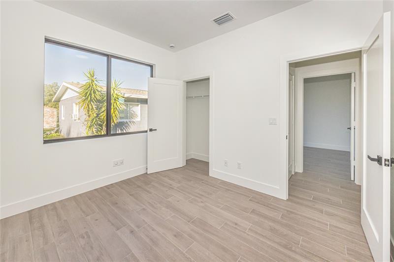 Image 34 of 36 For 1605 23rd St