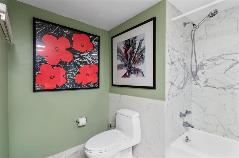 Image 16 of 23 For 3850 Galt Ocean Dr  1708