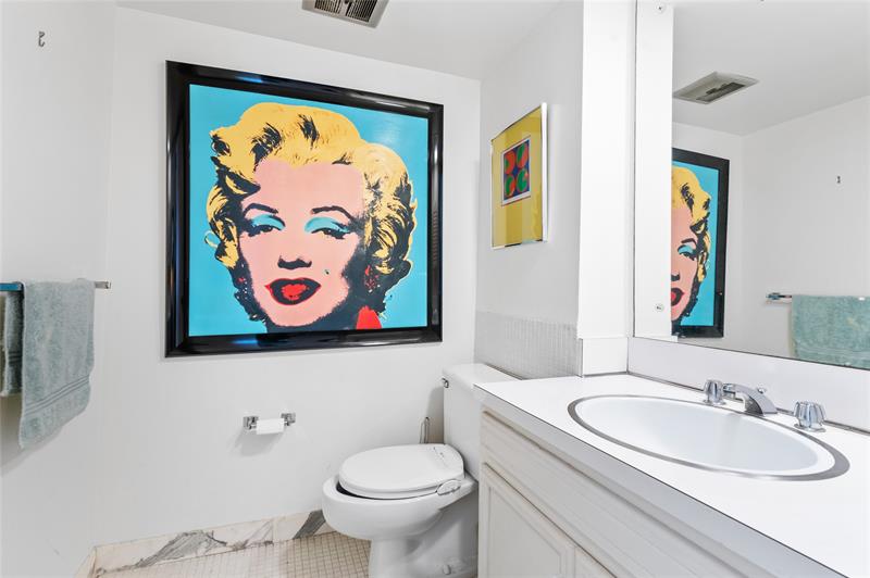 Image 17 of 23 For 3850 Galt Ocean Dr  1708