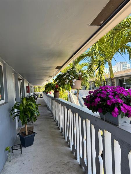 Image 6 of 12 For 101-105 26 St