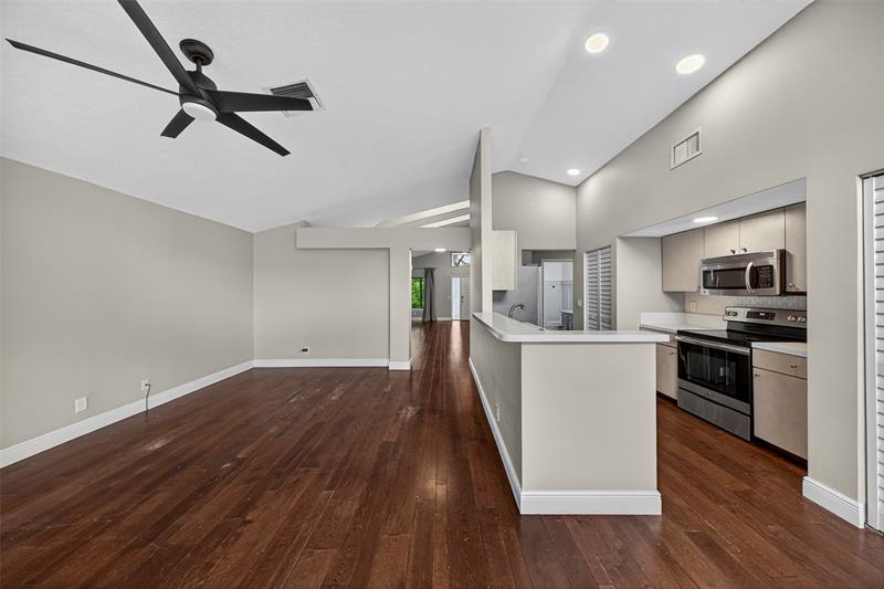 Image 10 of 26 For 9801 18th Pl
