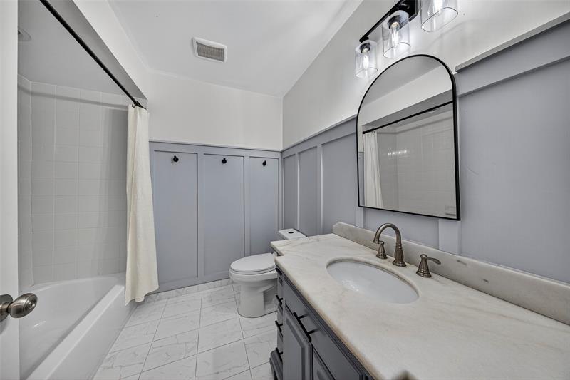 Image 19 of 26 For 9801 18th Pl
