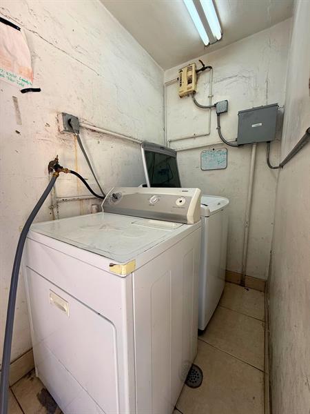 Image 11 of 13 For 101-105 26th St