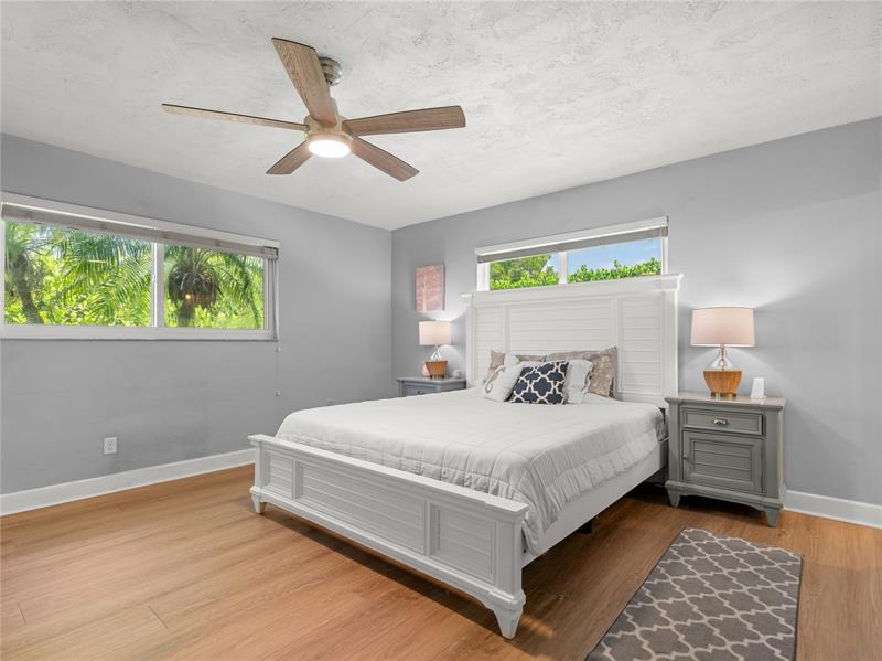 Image 16 of 37 For 11773 53rd St