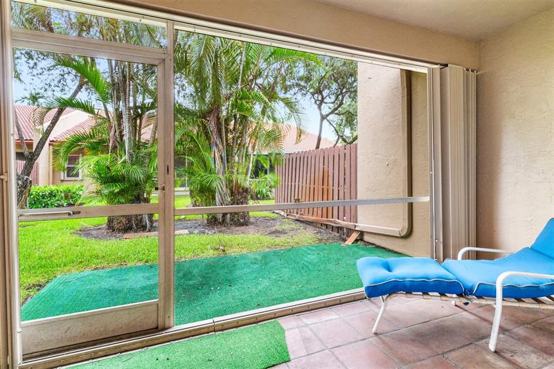 Image 17 of 21 For 9830 Malvern Dr  9830