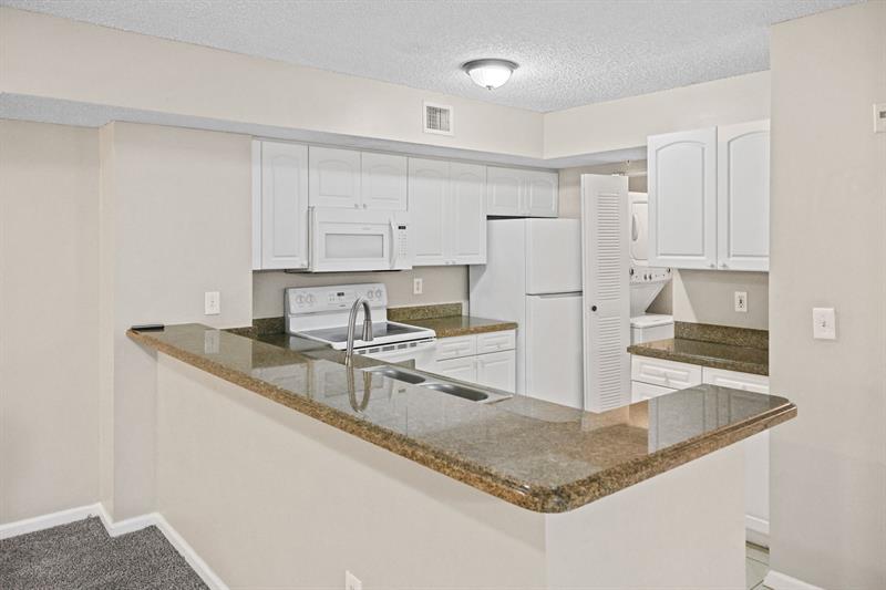 Image 15 of 47 For 266 Village Blvd  6205