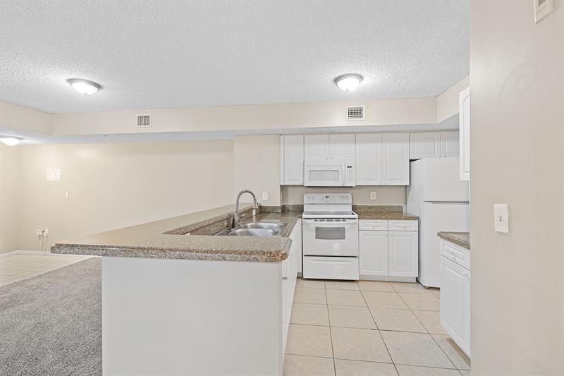 Image 16 of 47 For 266 Village Blvd  6205