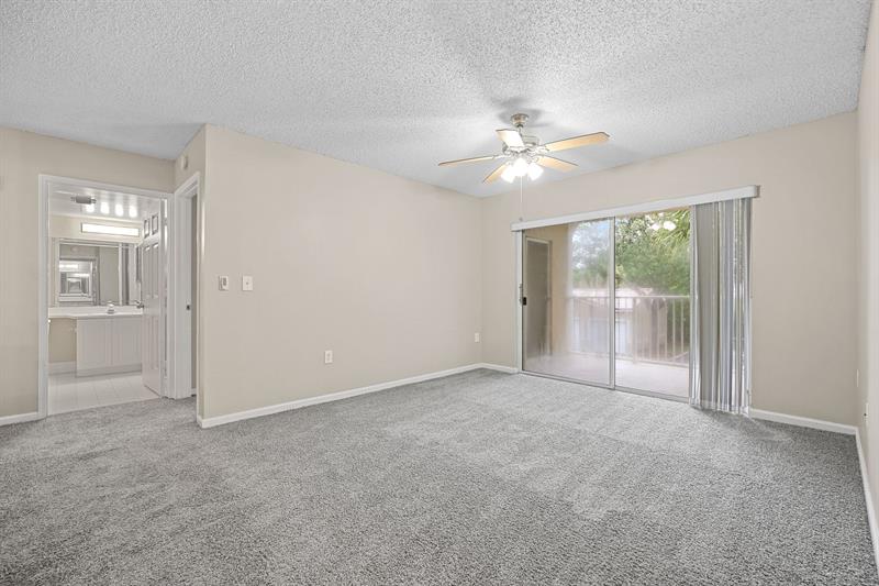 Image 7 of 47 For 266 Village Blvd  6205