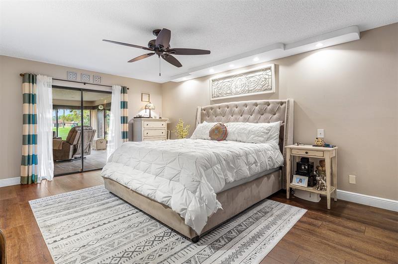 Image 15 of 31 For 8104 Pine Cir  8104