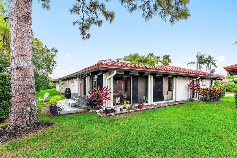 Image 26 of 31 For 8104 Pine Cir  8104