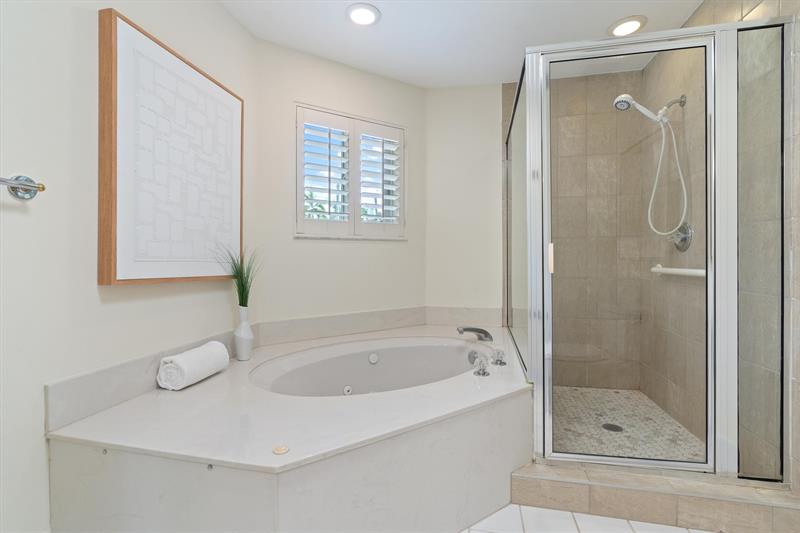 Image 18 of 40 For 604 8th Ave  #2