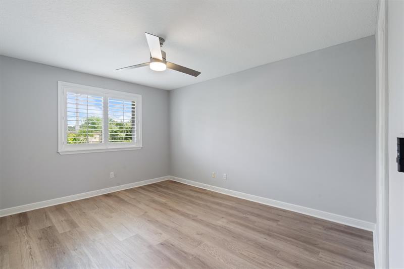 Image 19 of 40 For 604 8th Ave  #2