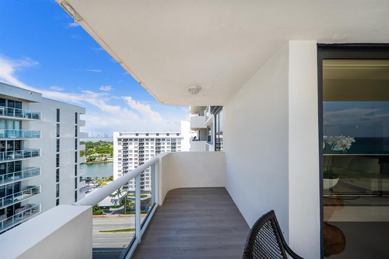 Image 14 of 45 For 5757 Collins Ave  1805