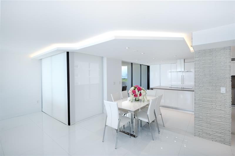 Image 15 of 45 For 5757 Collins Ave  1805