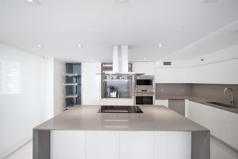 Image 19 of 45 For 5757 Collins Ave  1805