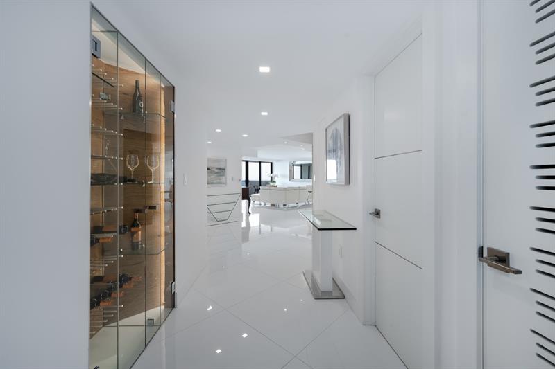 Image 6 of 45 For 5757 Collins Ave  1805